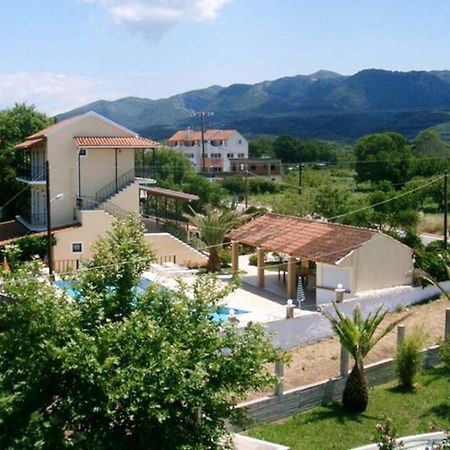 Villa Fondas Roda ภายนอก รูปภาพ