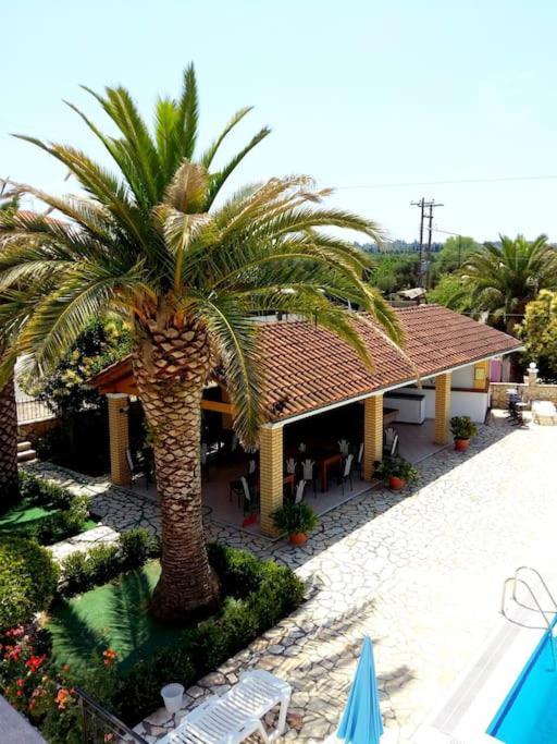 Villa Fondas Roda ภายนอก รูปภาพ